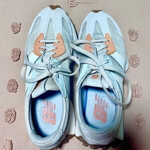 New Balance 327 Sneakers by Carrie Underwood
